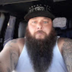 Meet your Posher, Brett